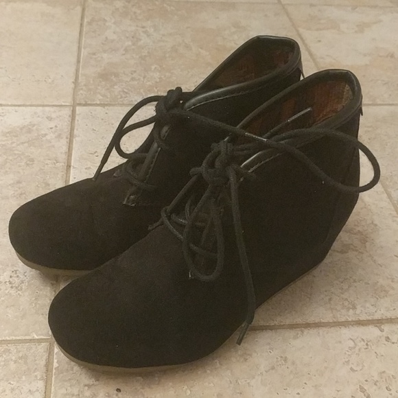 Mad Love black booties - Picture 6 of 7